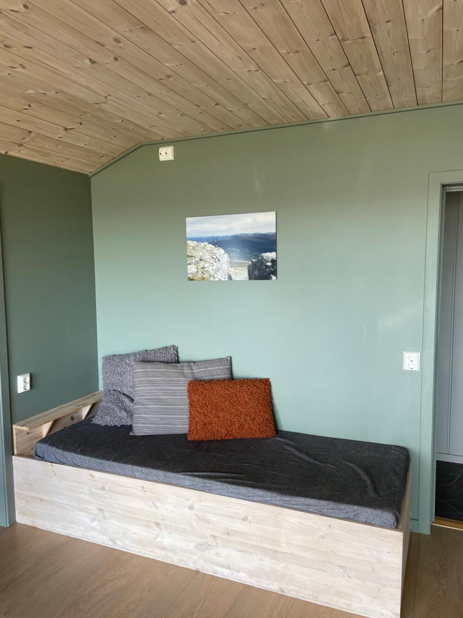 Fugelvagen, Cabins And Glamping Alvund Екстериор снимка