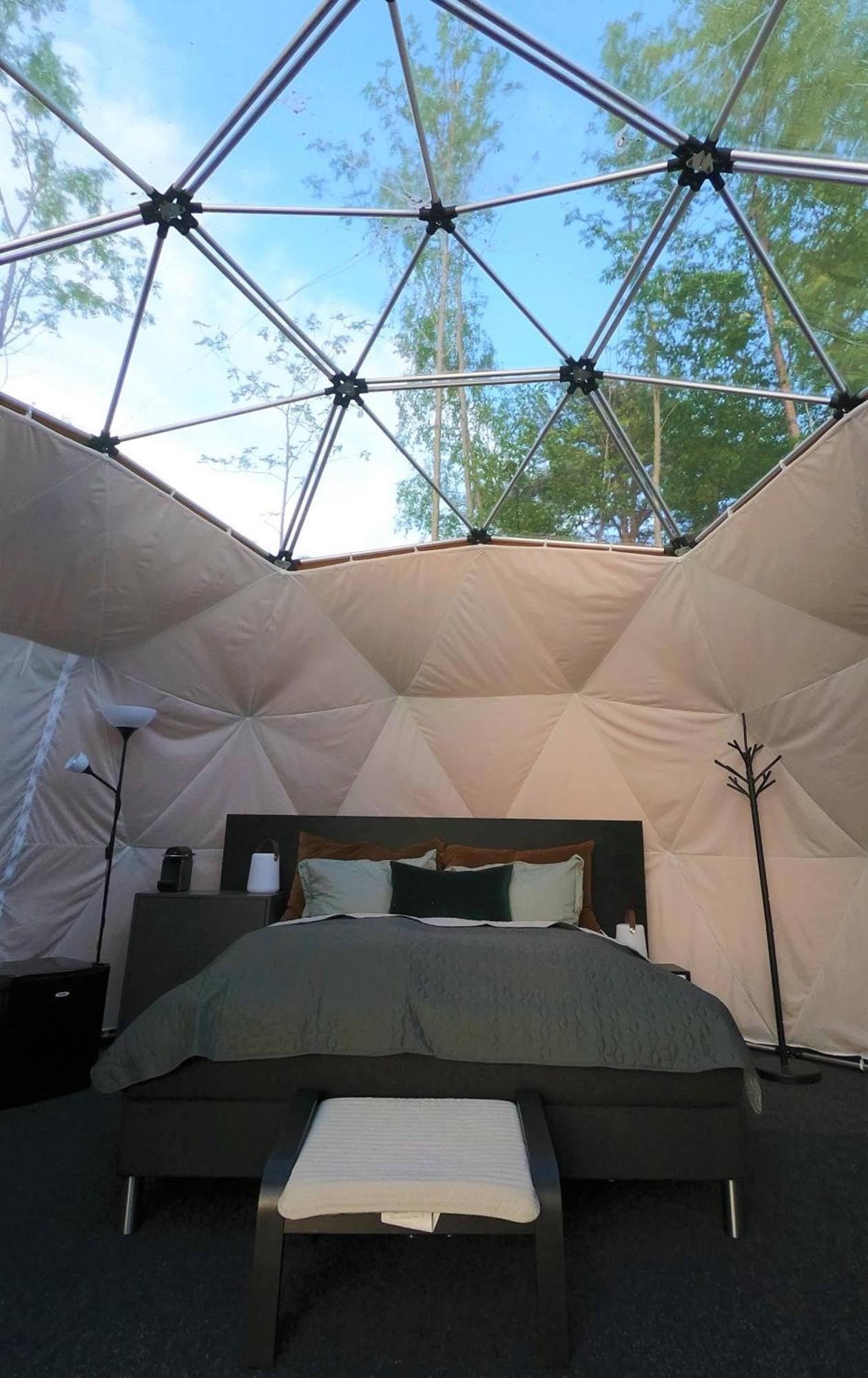 Fugelvagen, Cabins And Glamping Alvund Екстериор снимка